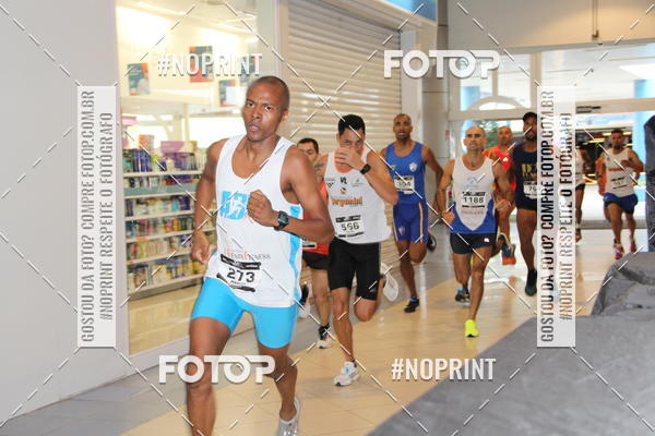 Buy your photos of the event10 Corrida Internacional Shopping - Guarulhos on Fotop