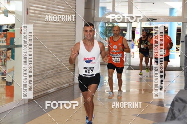 Buy your photos of the event10 Corrida Internacional Shopping - Guarulhos on Fotop