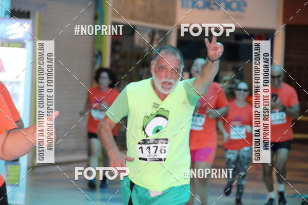 Buy your photos of the event10 Corrida Internacional Shopping - Guarulhos on Fotop