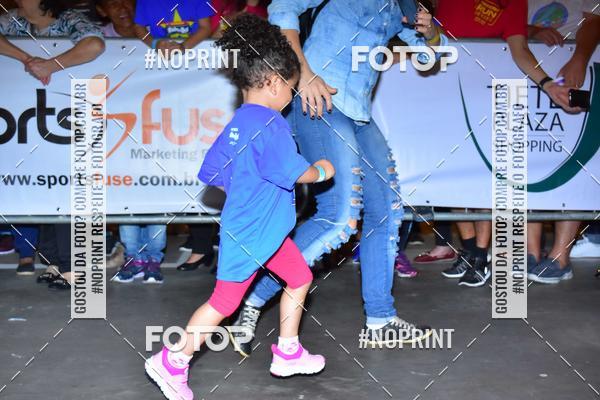 Buy your photos of the event1 Corrida Masha e o Urso no Tiet Plaza Shopping on Fotop