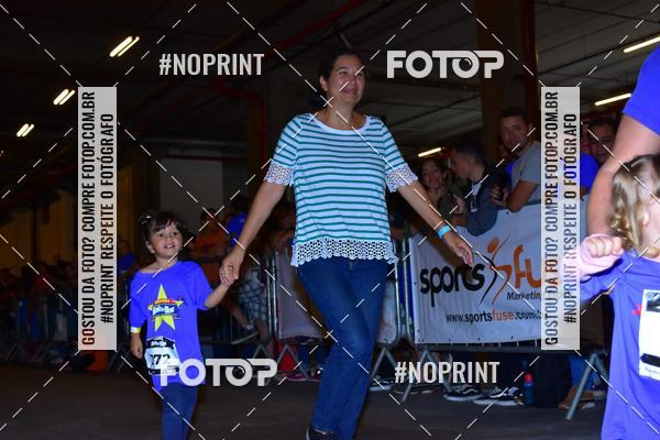 Buy your photos of the event1 Corrida Masha e o Urso no Tiet Plaza Shopping on Fotop