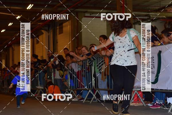 Buy your photos of the event1 Corrida Masha e o Urso no Tiet Plaza Shopping on Fotop