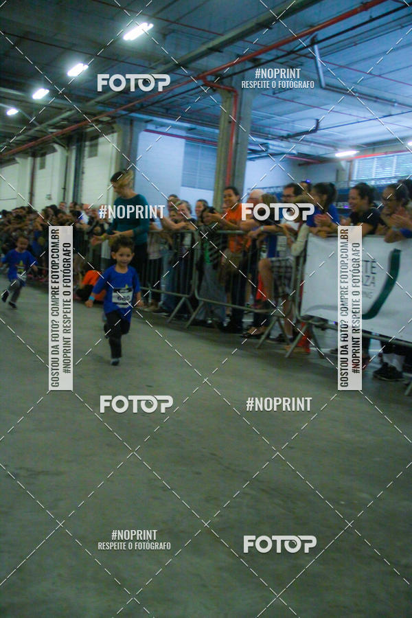 Buy your photos of the event1 Corrida Masha e o Urso no Tiet Plaza Shopping on Fotop
