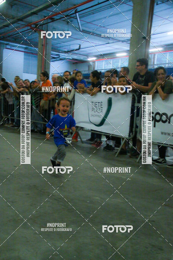 Buy your photos of the event1 Corrida Masha e o Urso no Tiet Plaza Shopping on Fotop