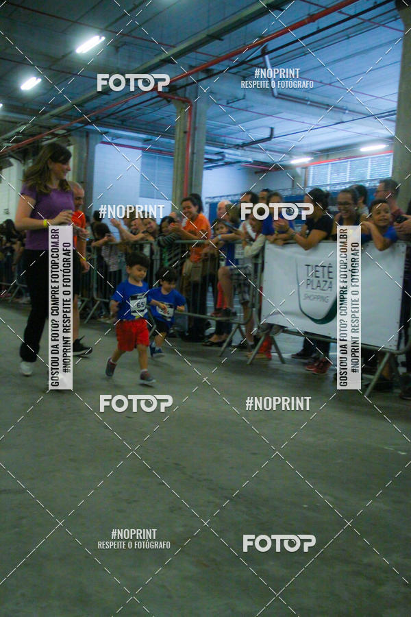 Buy your photos of the event1 Corrida Masha e o Urso no Tiet Plaza Shopping on Fotop