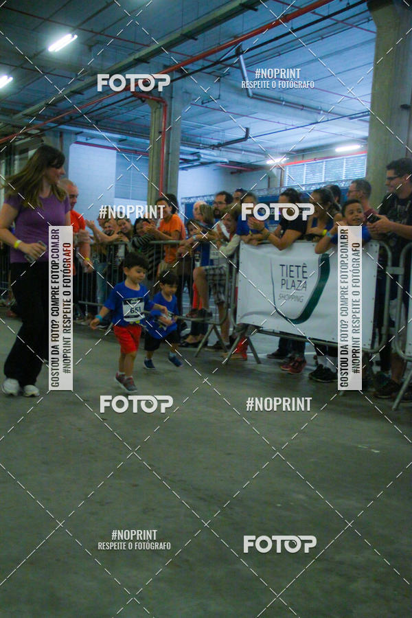 Buy your photos of the event1 Corrida Masha e o Urso no Tiet Plaza Shopping on Fotop