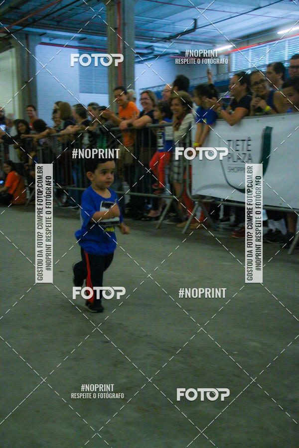 Buy your photos of the event1 Corrida Masha e o Urso no Tiet Plaza Shopping on Fotop