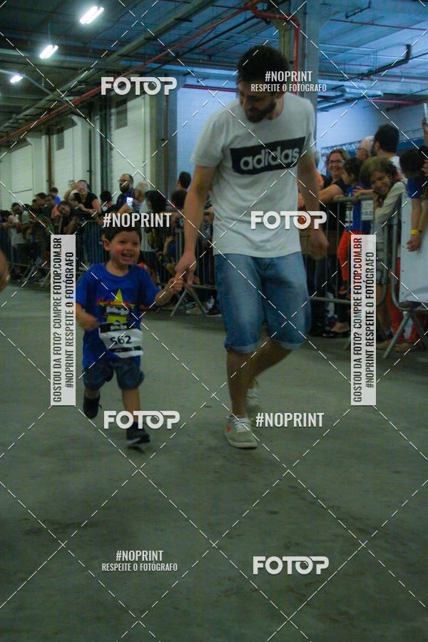Buy your photos of the event1 Corrida Masha e o Urso no Tiet Plaza Shopping on Fotop