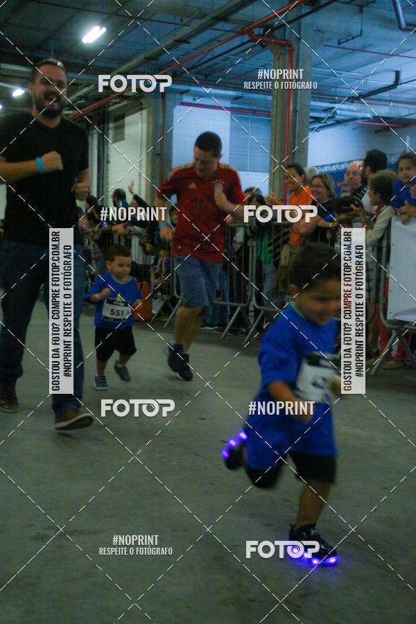 Buy your photos of the event1 Corrida Masha e o Urso no Tiet Plaza Shopping on Fotop