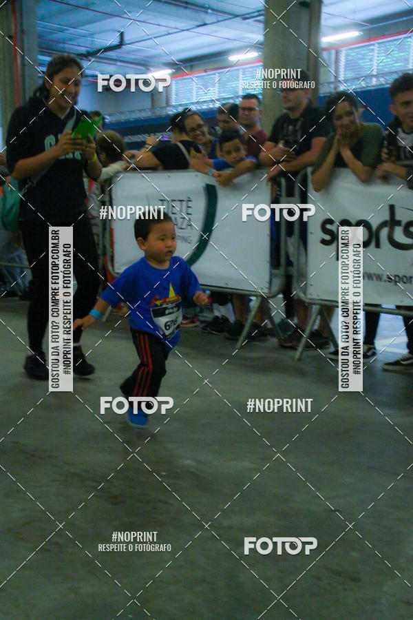 Buy your photos of the event1 Corrida Masha e o Urso no Tiet Plaza Shopping on Fotop