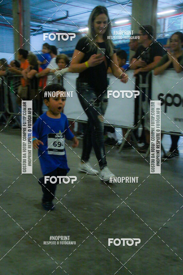 Buy your photos of the event1 Corrida Masha e o Urso no Tiet Plaza Shopping on Fotop