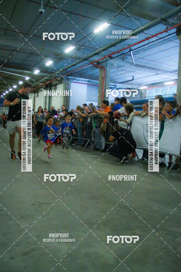 Buy your photos of the event1 Corrida Masha e o Urso no Tiet Plaza Shopping on Fotop