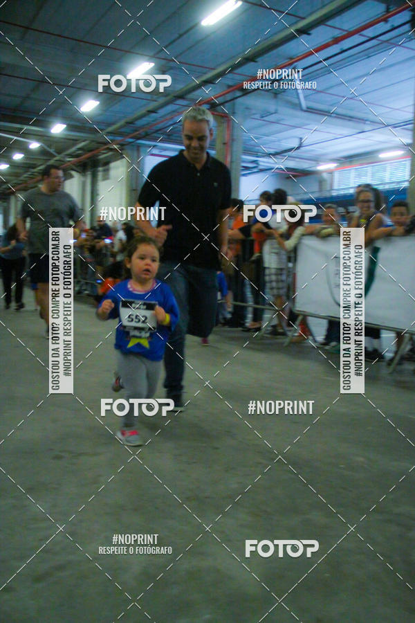 Buy your photos of the event1 Corrida Masha e o Urso no Tiet Plaza Shopping on Fotop