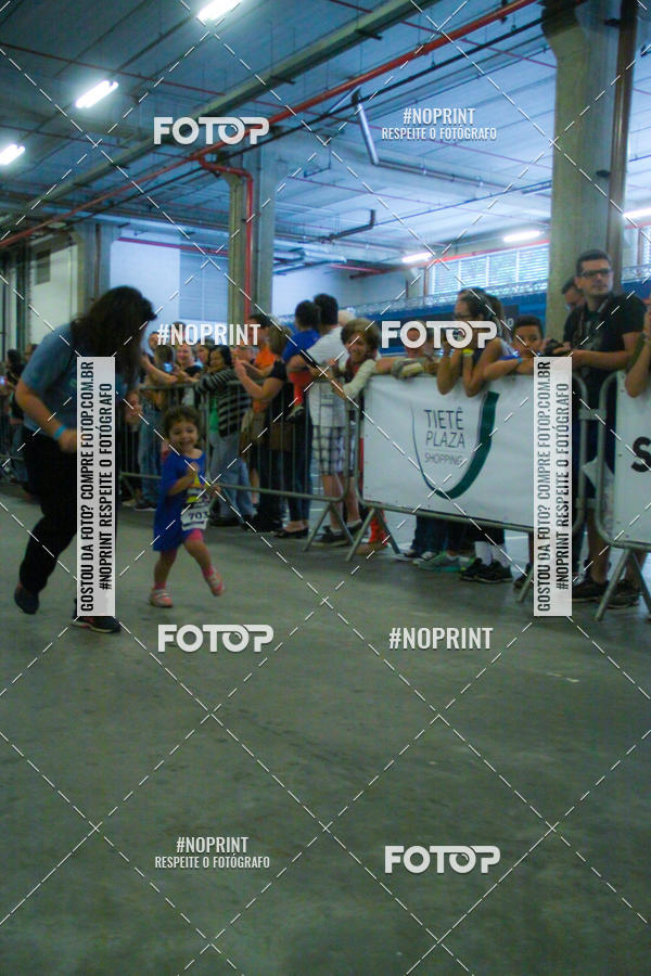 Buy your photos of the event1 Corrida Masha e o Urso no Tiet Plaza Shopping on Fotop
