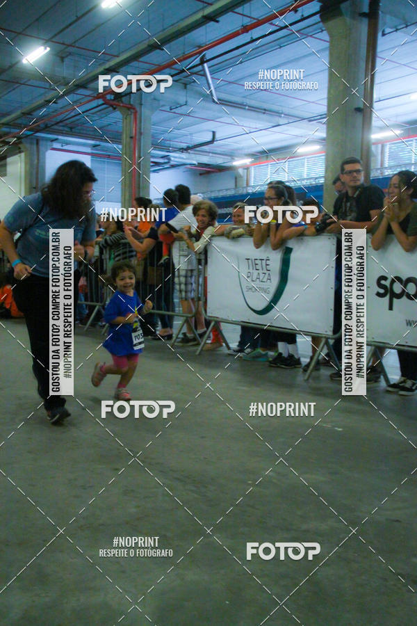 Buy your photos of the event1 Corrida Masha e o Urso no Tiet Plaza Shopping on Fotop