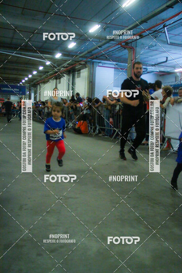 Buy your photos of the event1 Corrida Masha e o Urso no Tiet Plaza Shopping on Fotop