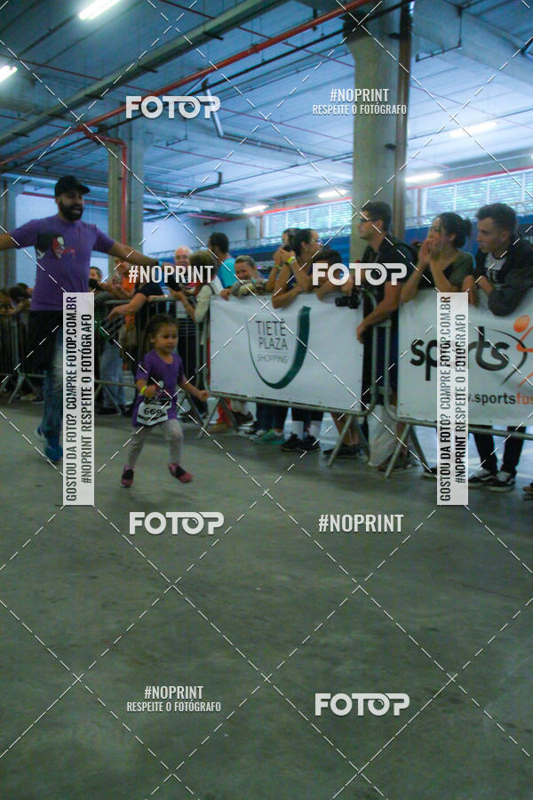 Buy your photos of the event1 Corrida Masha e o Urso no Tiet Plaza Shopping on Fotop