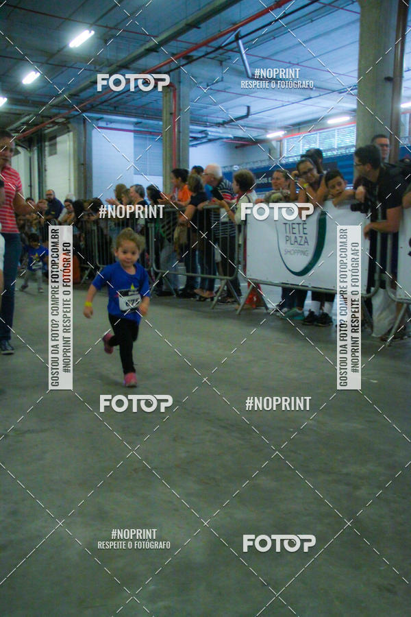 Buy your photos of the event1 Corrida Masha e o Urso no Tiet Plaza Shopping on Fotop