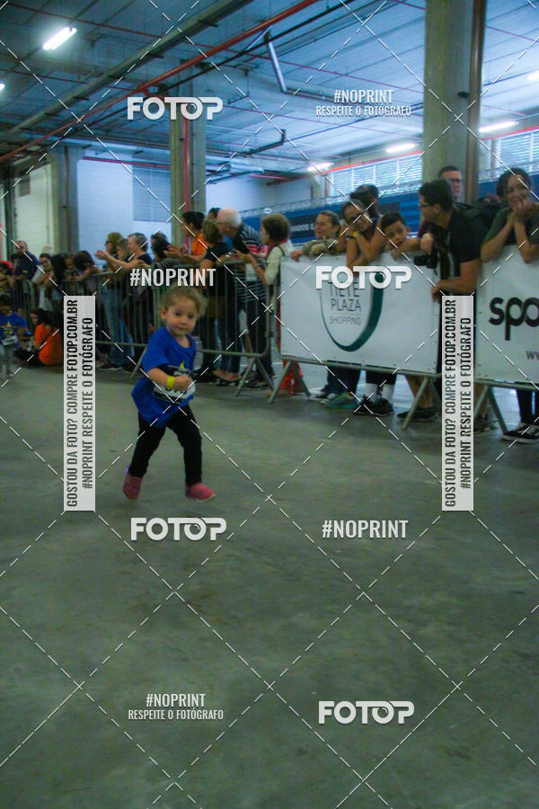 Buy your photos of the event1 Corrida Masha e o Urso no Tiet Plaza Shopping on Fotop