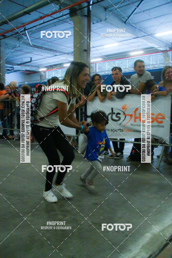 Buy your photos of the event1 Corrida Masha e o Urso no Tiet Plaza Shopping on Fotop