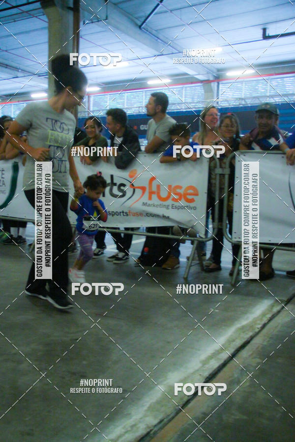 Buy your photos of the event1 Corrida Masha e o Urso no Tiet Plaza Shopping on Fotop