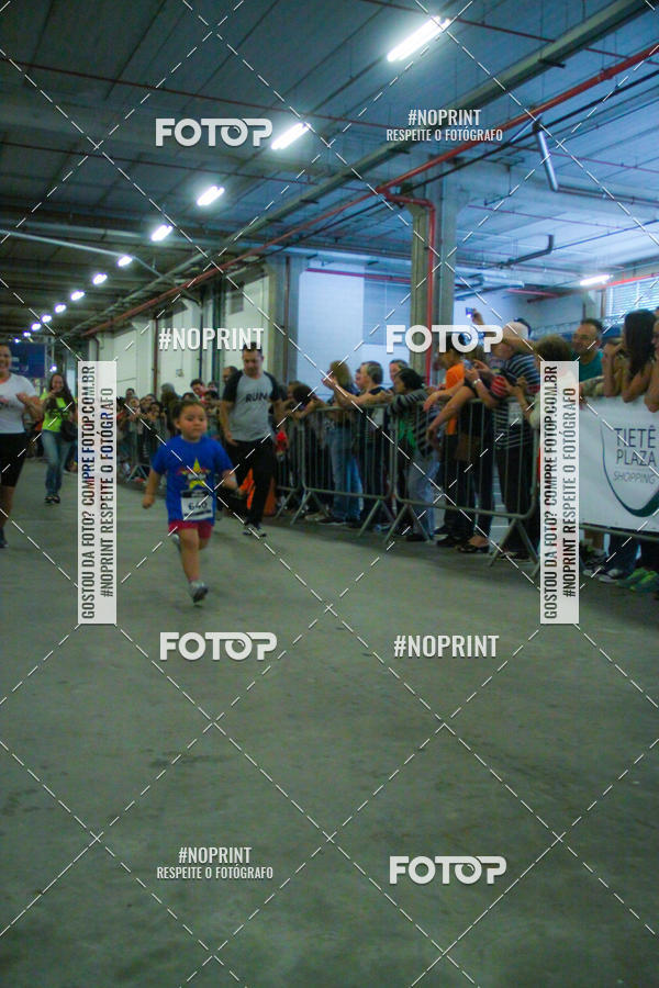 Buy your photos of the event1 Corrida Masha e o Urso no Tiet Plaza Shopping on Fotop