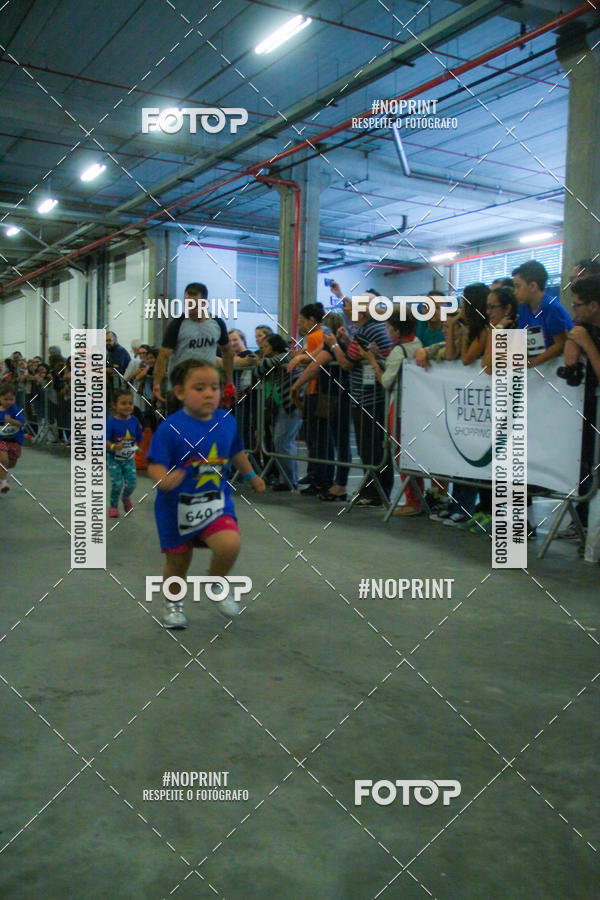 Buy your photos of the event1 Corrida Masha e o Urso no Tiet Plaza Shopping on Fotop