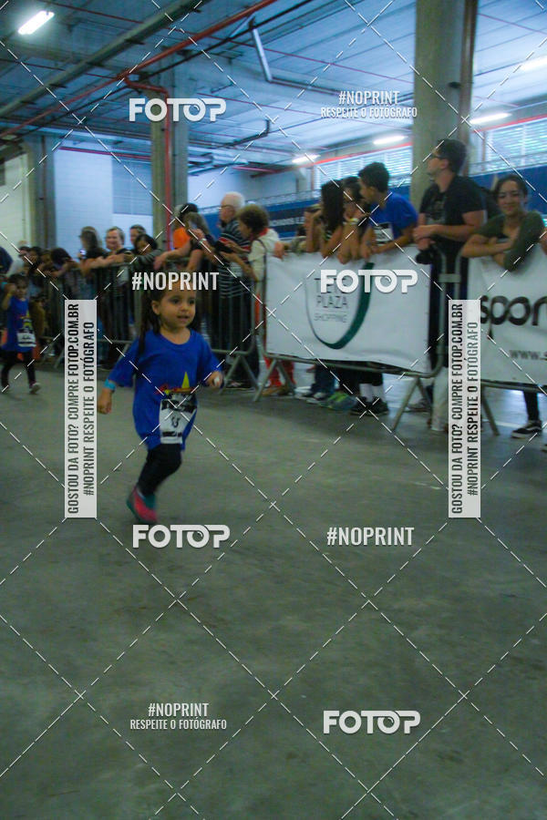 Buy your photos of the event1 Corrida Masha e o Urso no Tiet Plaza Shopping on Fotop