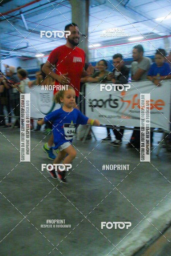 Buy your photos of the event1 Corrida Masha e o Urso no Tiet Plaza Shopping on Fotop