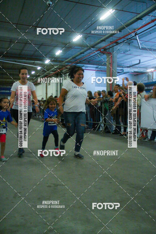 Buy your photos of the event1 Corrida Masha e o Urso no Tiet Plaza Shopping on Fotop