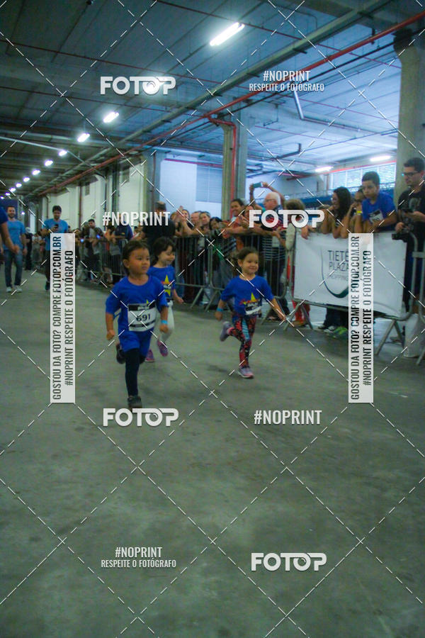 Buy your photos of the event1 Corrida Masha e o Urso no Tiet Plaza Shopping on Fotop