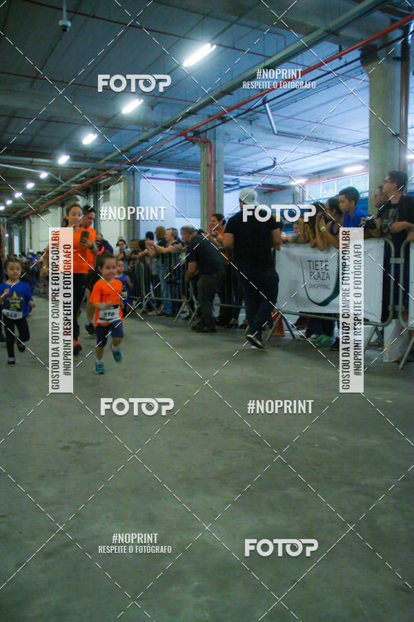 Buy your photos of the event1 Corrida Masha e o Urso no Tiet Plaza Shopping on Fotop