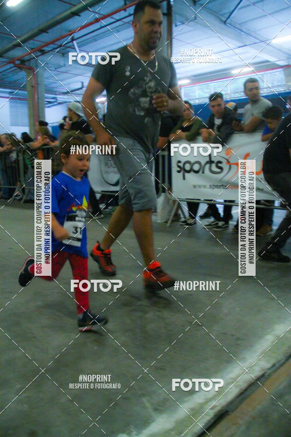 Buy your photos of the event1 Corrida Masha e o Urso no Tiet Plaza Shopping on Fotop