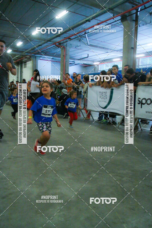 Buy your photos of the event1 Corrida Masha e o Urso no Tiet Plaza Shopping on Fotop