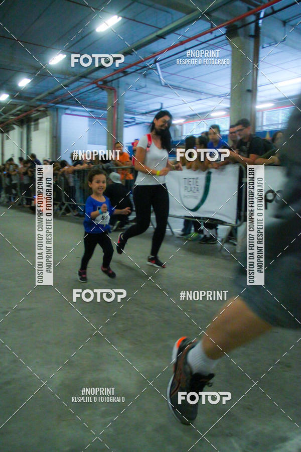 Buy your photos of the event1 Corrida Masha e o Urso no Tiet Plaza Shopping on Fotop
