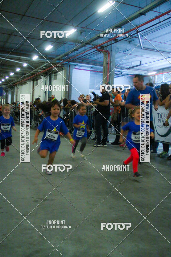 Buy your photos of the event1 Corrida Masha e o Urso no Tiet Plaza Shopping on Fotop