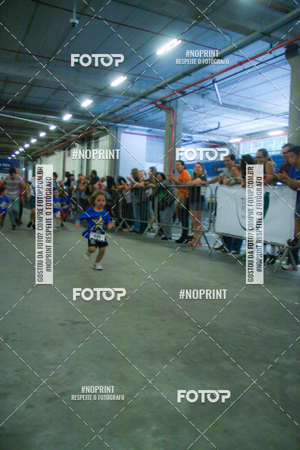 Buy your photos of the event1 Corrida Masha e o Urso no Tiet Plaza Shopping on Fotop