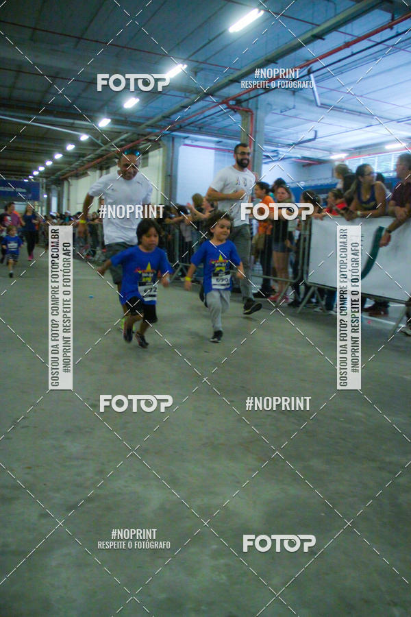 Buy your photos of the event1 Corrida Masha e o Urso no Tiet Plaza Shopping on Fotop