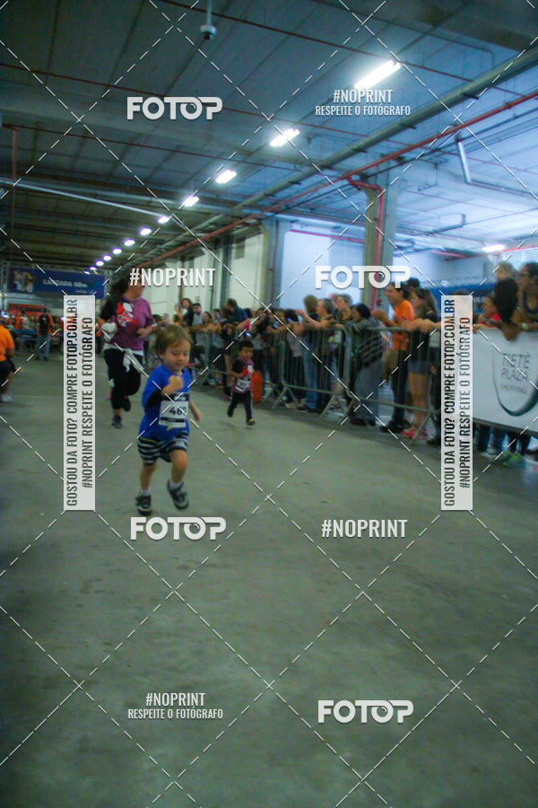 Buy your photos of the event1 Corrida Masha e o Urso no Tiet Plaza Shopping on Fotop
