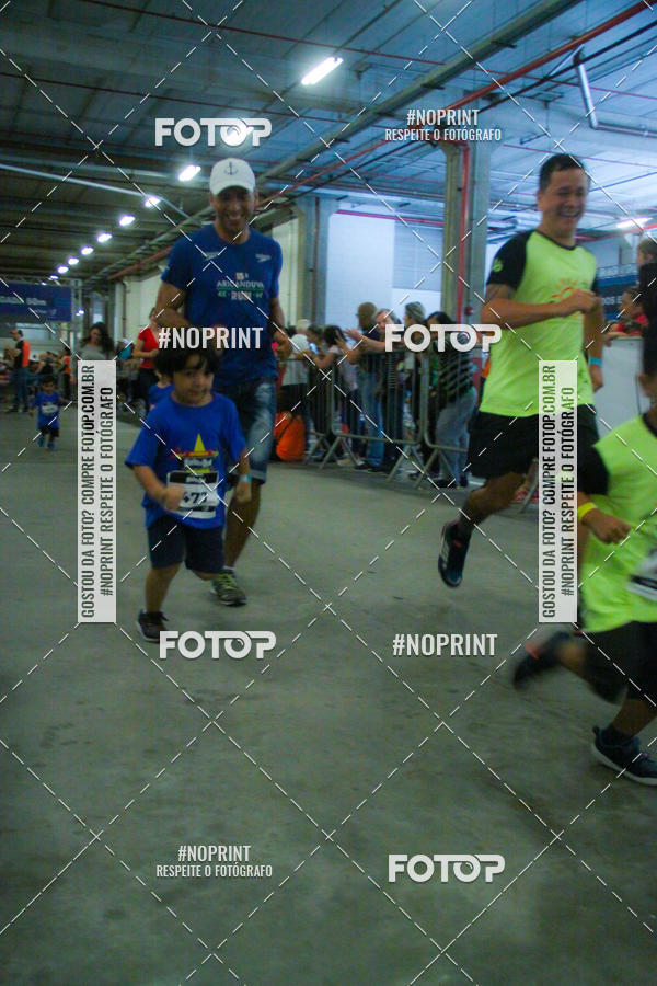 Buy your photos of the event1 Corrida Masha e o Urso no Tiet Plaza Shopping on Fotop