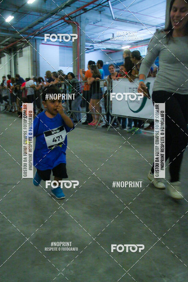 Buy your photos of the event1 Corrida Masha e o Urso no Tiet Plaza Shopping on Fotop