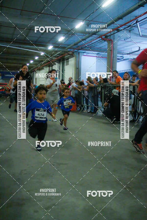 Buy your photos of the event1 Corrida Masha e o Urso no Tiet Plaza Shopping on Fotop