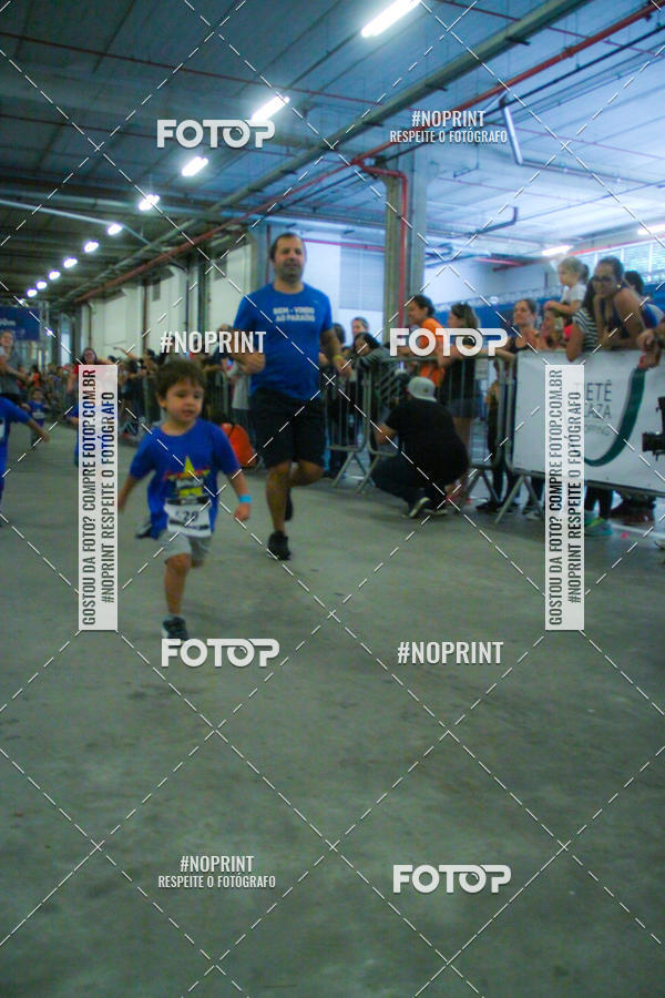 Buy your photos of the event1 Corrida Masha e o Urso no Tiet Plaza Shopping on Fotop