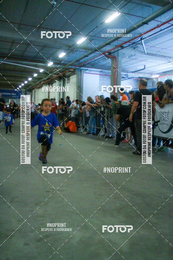 Buy your photos of the event1 Corrida Masha e o Urso no Tiet Plaza Shopping on Fotop