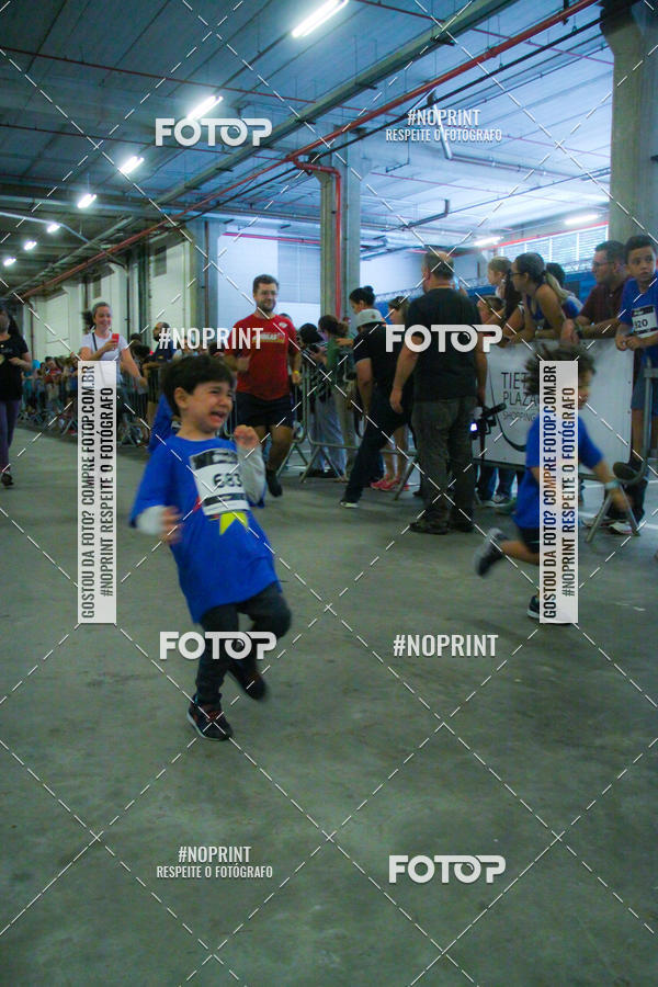 Buy your photos of the event1 Corrida Masha e o Urso no Tiet Plaza Shopping on Fotop