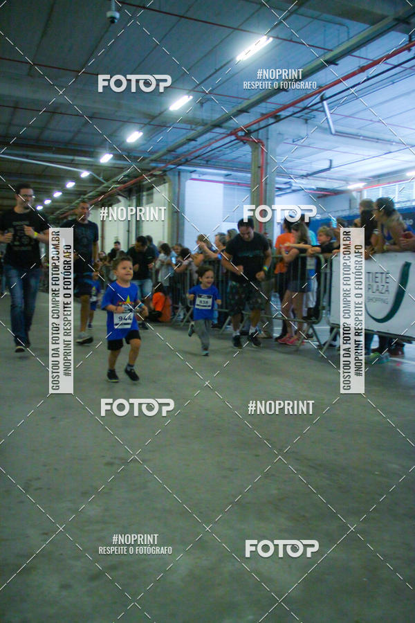 Buy your photos of the event1 Corrida Masha e o Urso no Tiet Plaza Shopping on Fotop