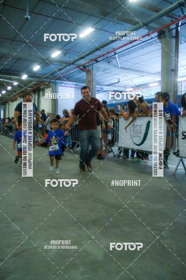 Buy your photos of the event1 Corrida Masha e o Urso no Tiet Plaza Shopping on Fotop