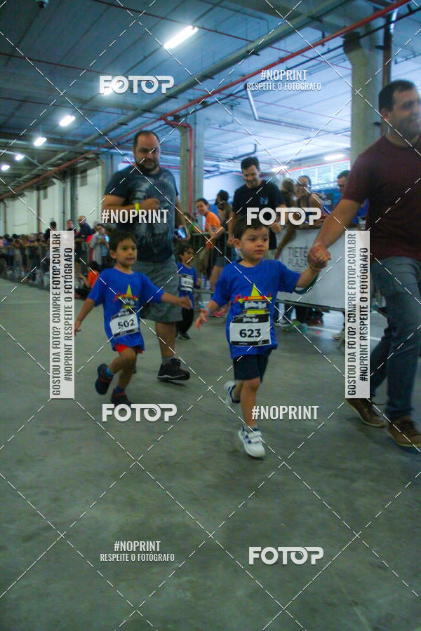Buy your photos of the event1 Corrida Masha e o Urso no Tiet Plaza Shopping on Fotop