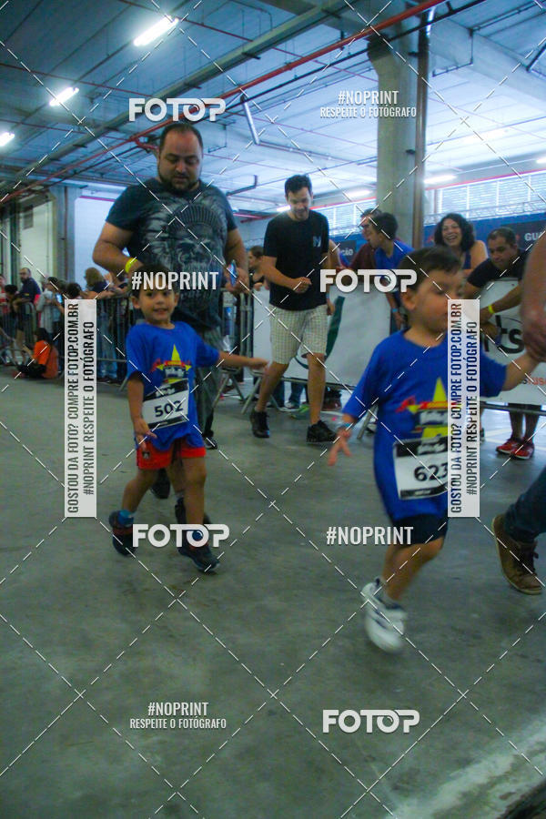Buy your photos of the event1 Corrida Masha e o Urso no Tiet Plaza Shopping on Fotop
