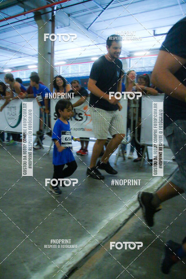 Buy your photos of the event1 Corrida Masha e o Urso no Tiet Plaza Shopping on Fotop